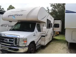 2018 THOR MOTOR COACH FOUR WINDS 26B