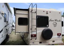 2018 THOR MOTOR COACH FOUR WINDS 26B