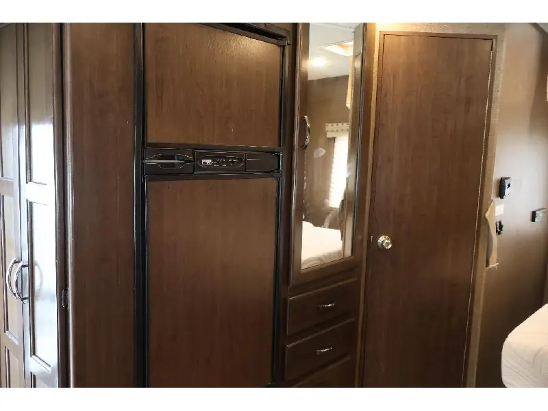 2018 THOR MOTOR COACH FOUR WINDS 26B