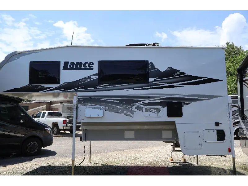 2026 LANCE 1191