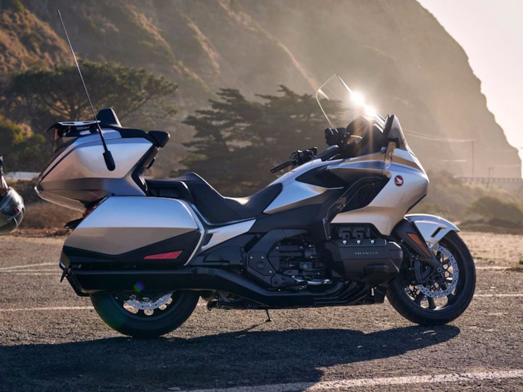 2025 Honda Gold Wing Tour 1800 TOUR in Long Island City, NY