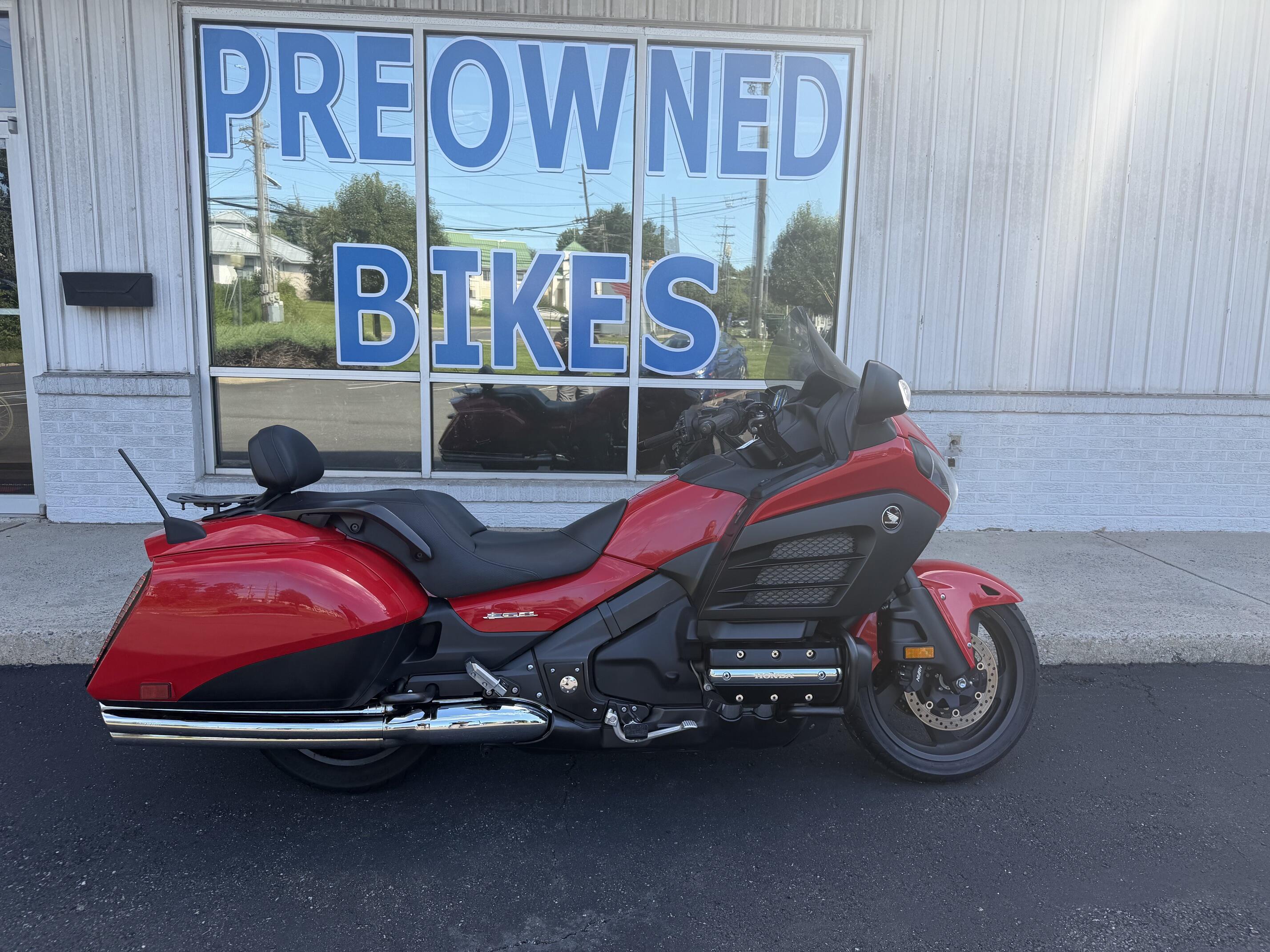 2013 Honda GL1800 B&sol;F6B SPEC 2 in Metuchen, NJ
