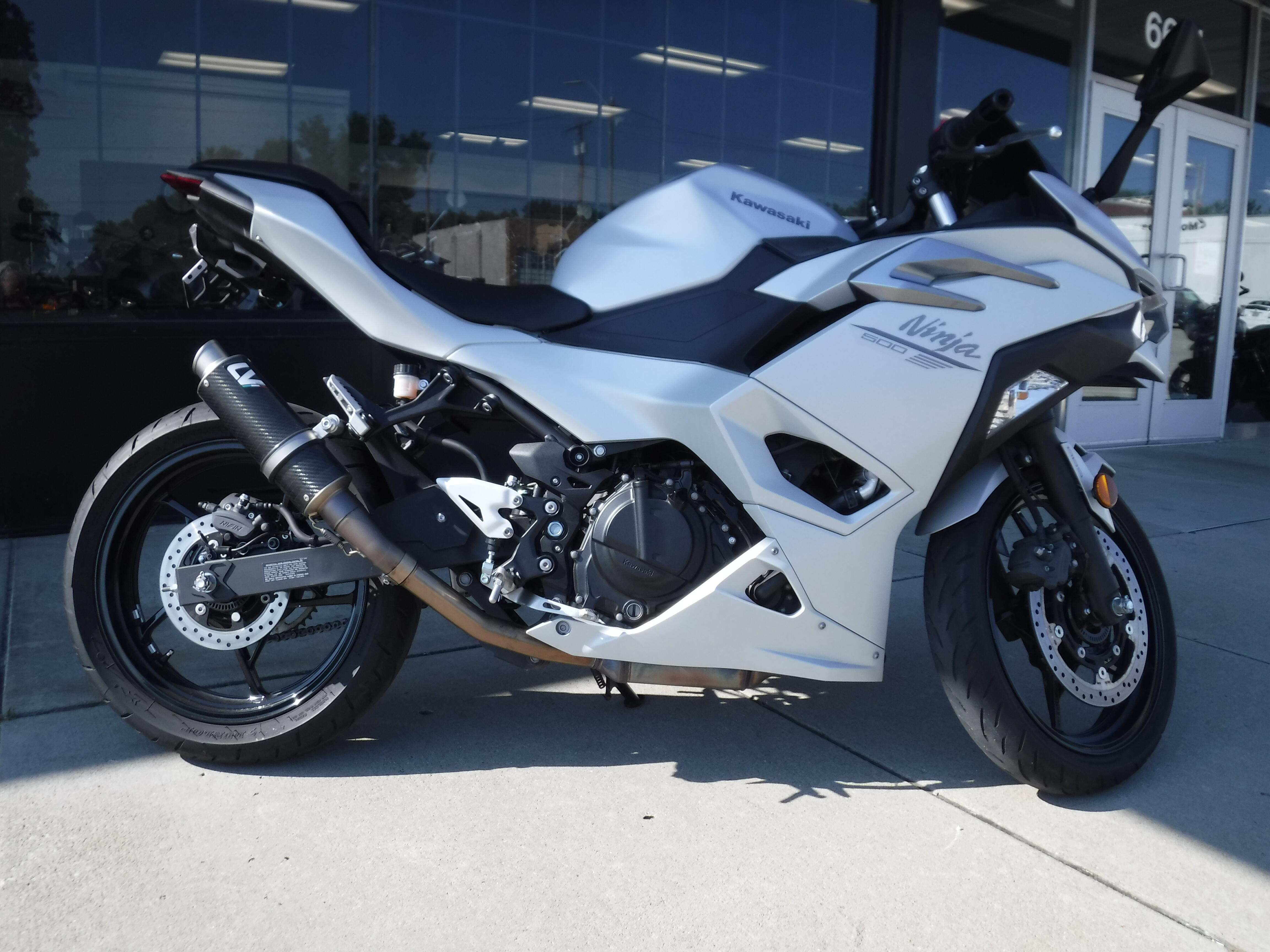 2025 Kawasaki Ninja 500 BASE in Kansas City, MO