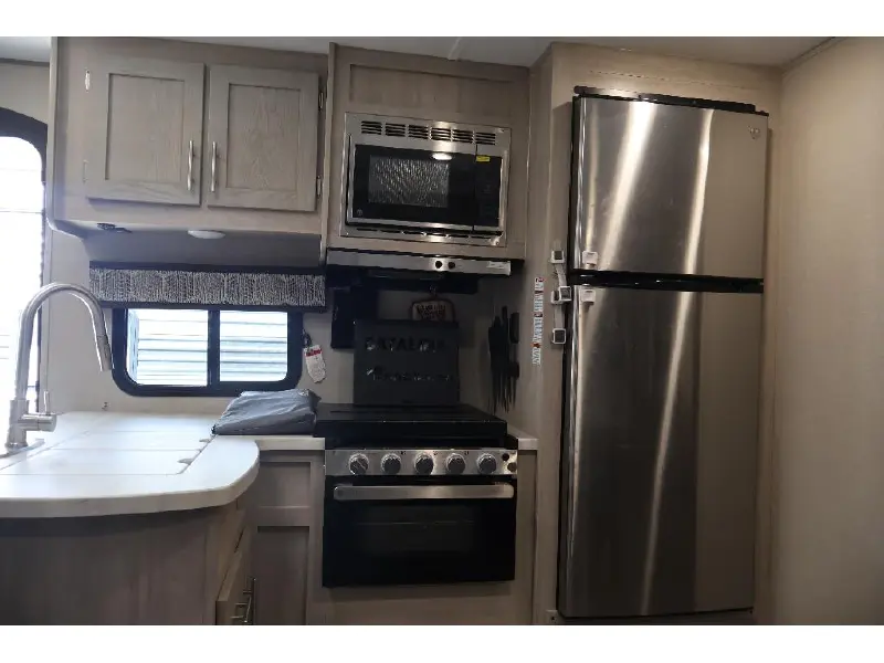 2023 COACHMEN CATALINA 343BHTS