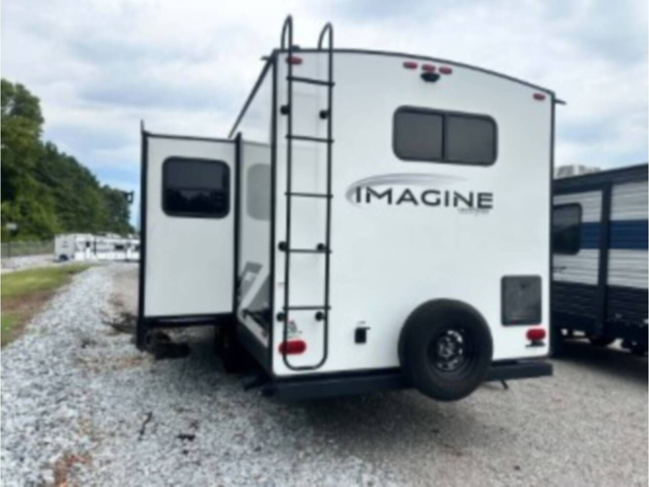 A photo of this 2023 Grand Design Imagine 2600RB