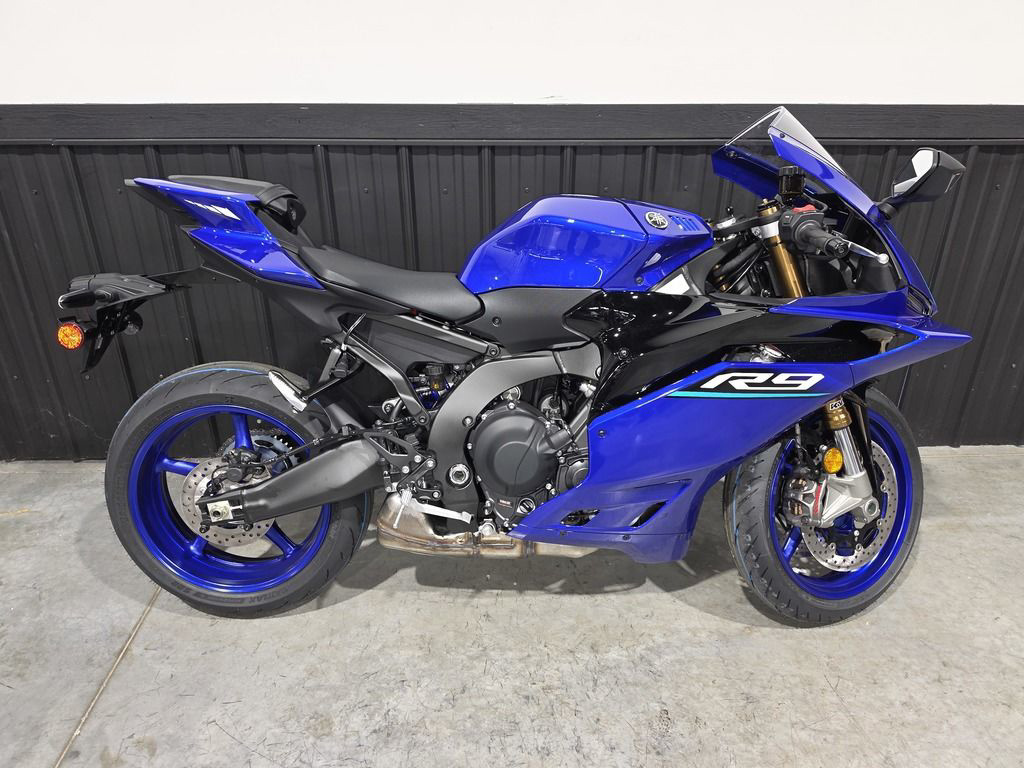 2027 Yamaha YZF R9 R9 in Camp Hill, PA