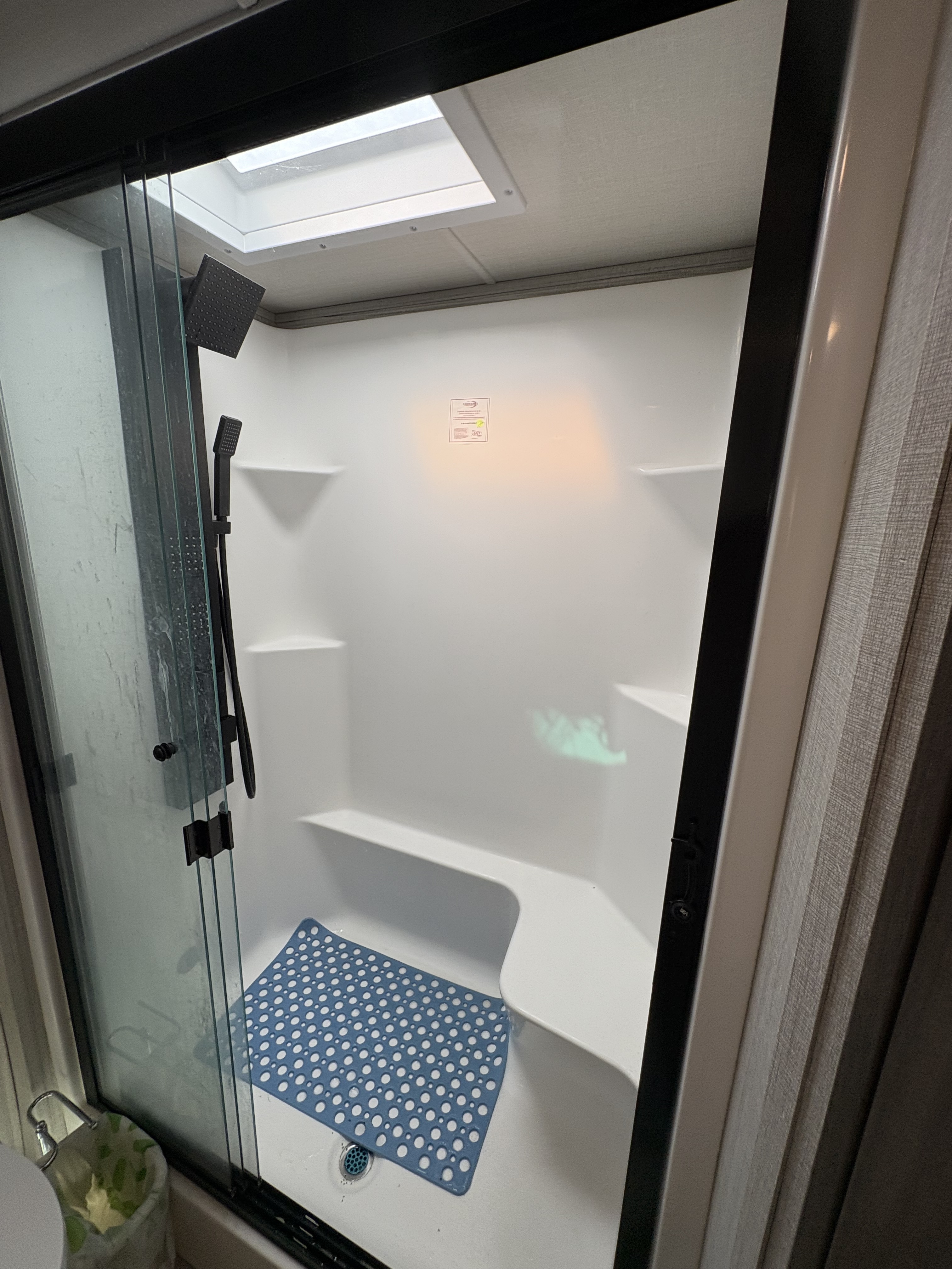 2021 Grand Design SOLITUDE 373FB in concord CA