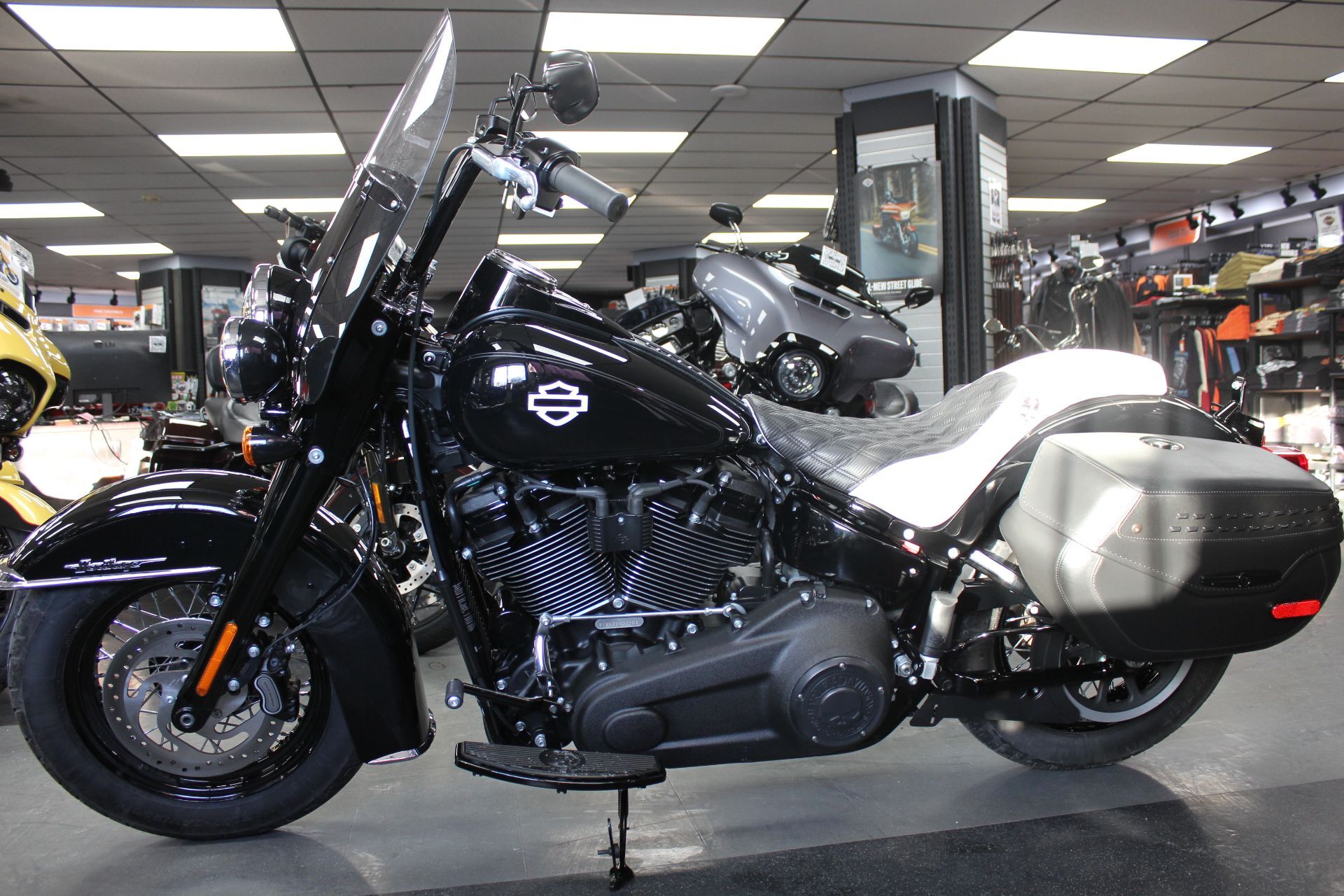 2024 Harley-Davidson Heritage Classic 114 CLASSIC in Pittsfield, MA