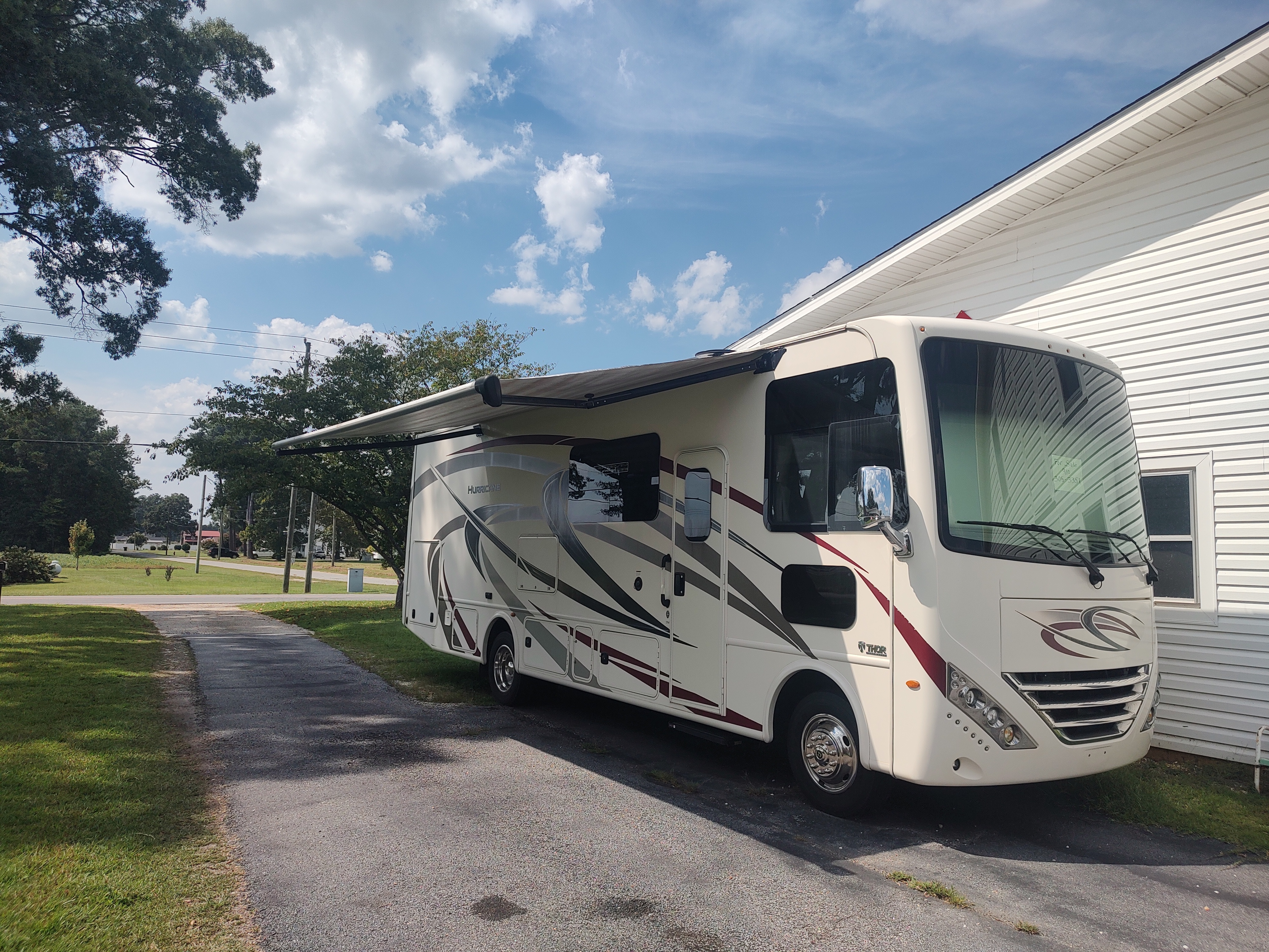 2019 Thor Motor Coach HURRICANE 29M in newton grove NC