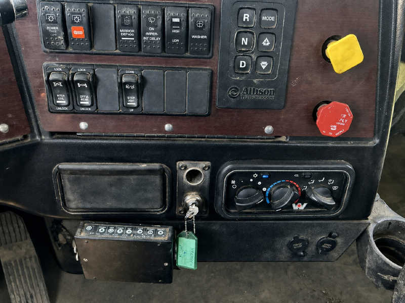 2018 WESTERN STAR CONVENTIONAL