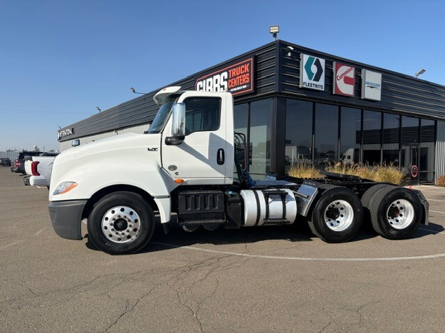 2020 INTERNATIONAL LT625 in Fresno, CA