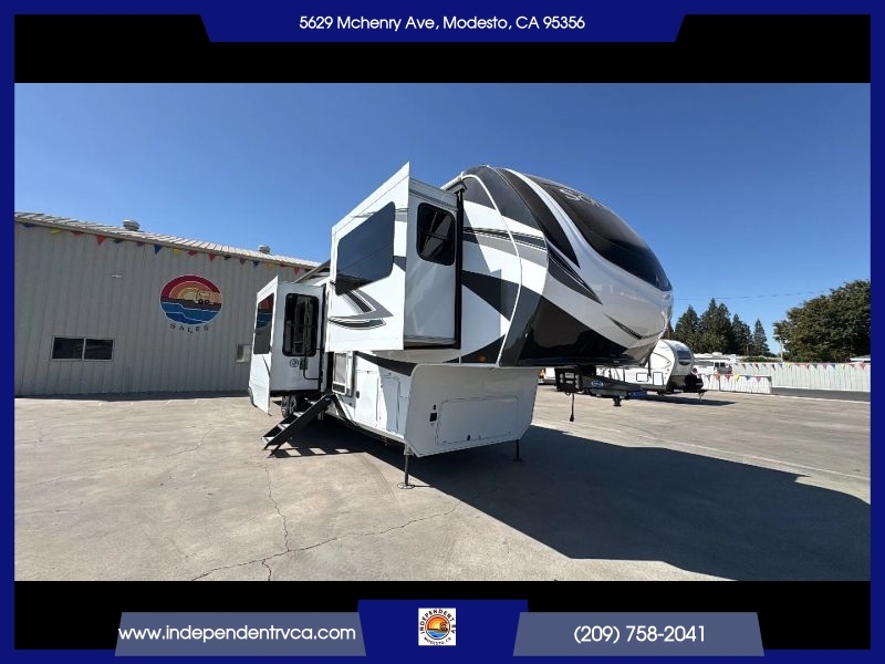 2024 Grand Design Solitude Fifth Wheel 380FL in modesto CA