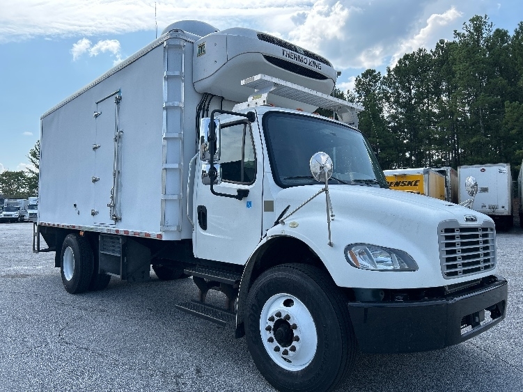 2019 FREIGHTLINER BUSINESS CLASS M2 106 in Lexington, SC