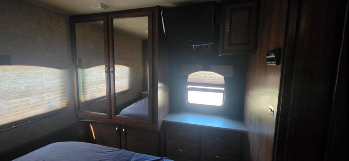A photo of this 2013 Fleetwood Storm 32V