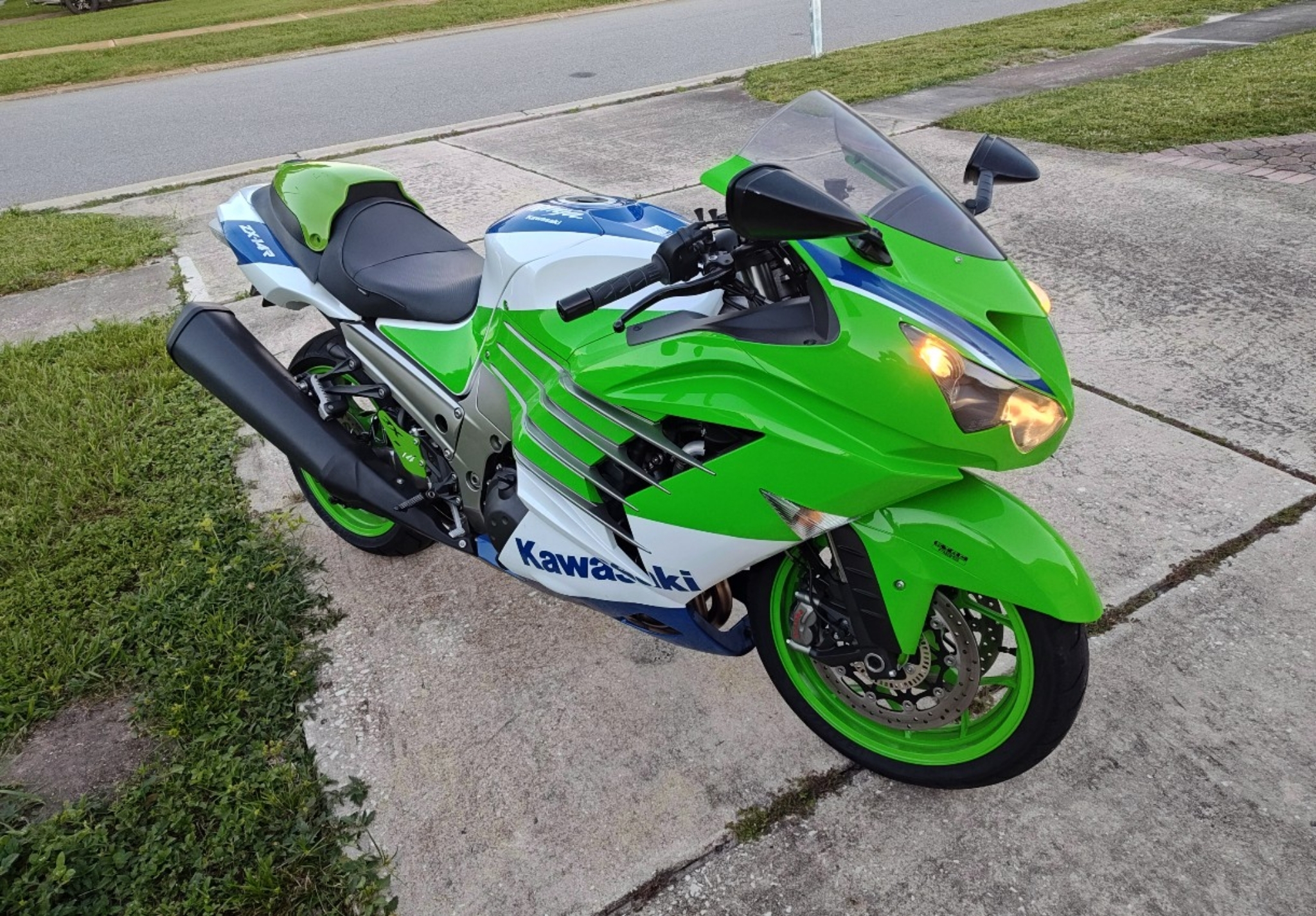 Used 2024 Kawasaki Ninja Zx-14r 40th Anniversary Edition Abs For