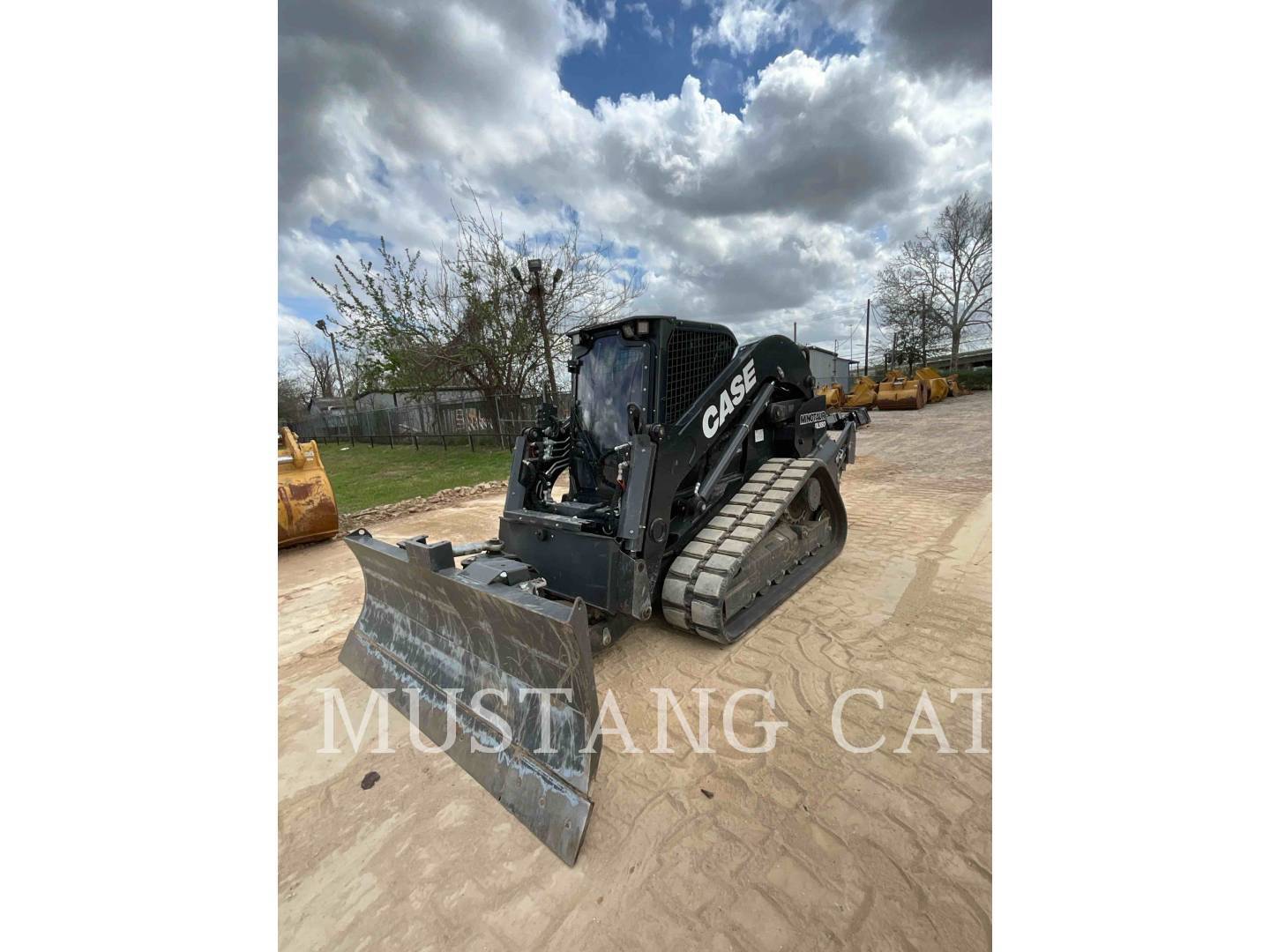 2023 CASE DL550 in Houston, TX