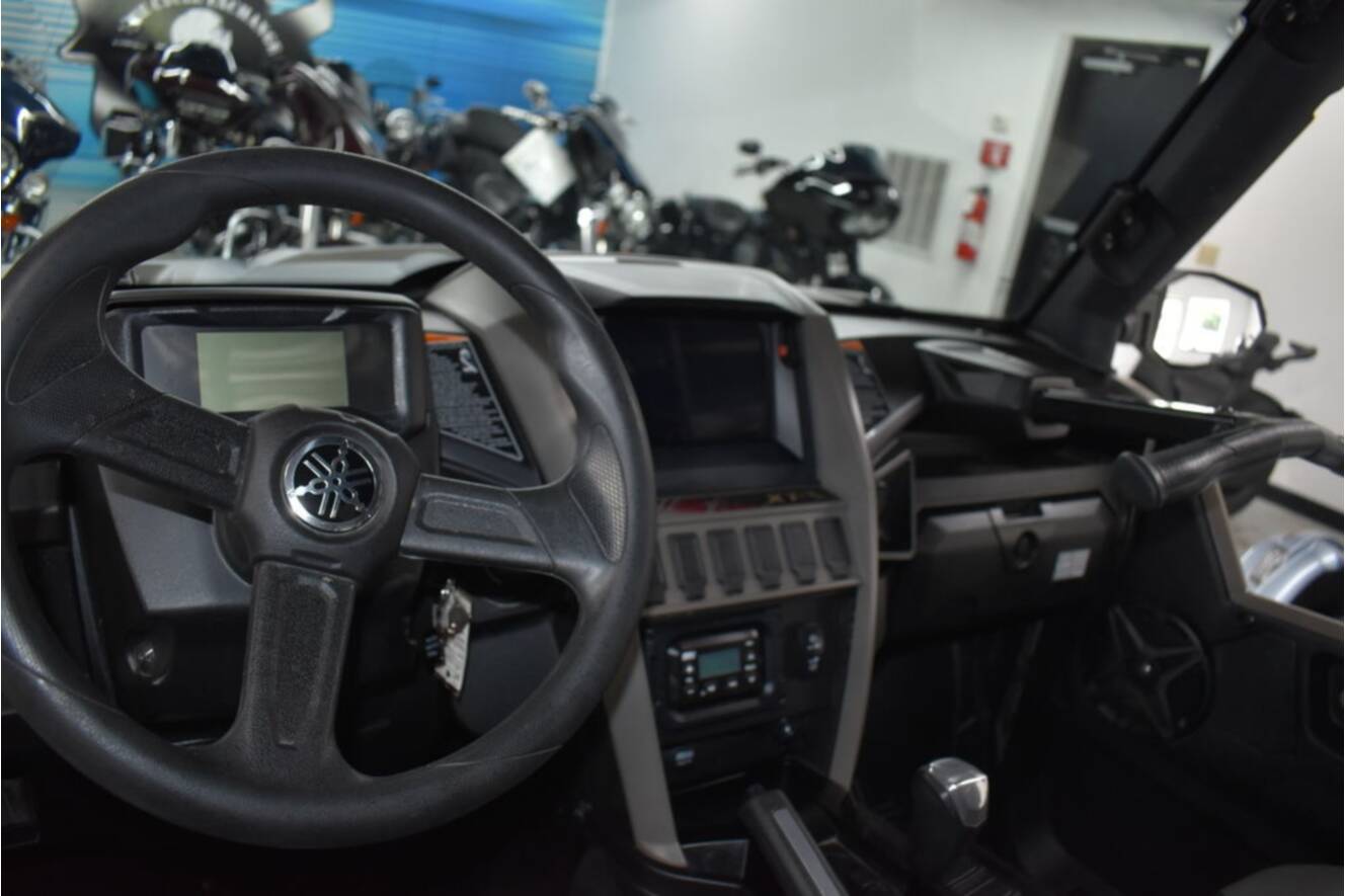 A photo of this 2024 Yamaha Wolverine RMAX2 1000 XT-R