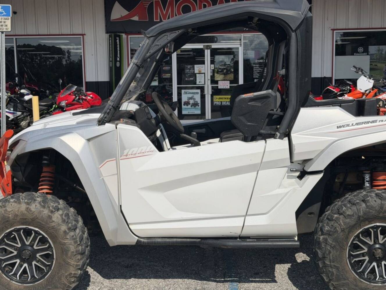 A photo of this 2022 Yamaha Wolverine RMAX2 1000 Limited