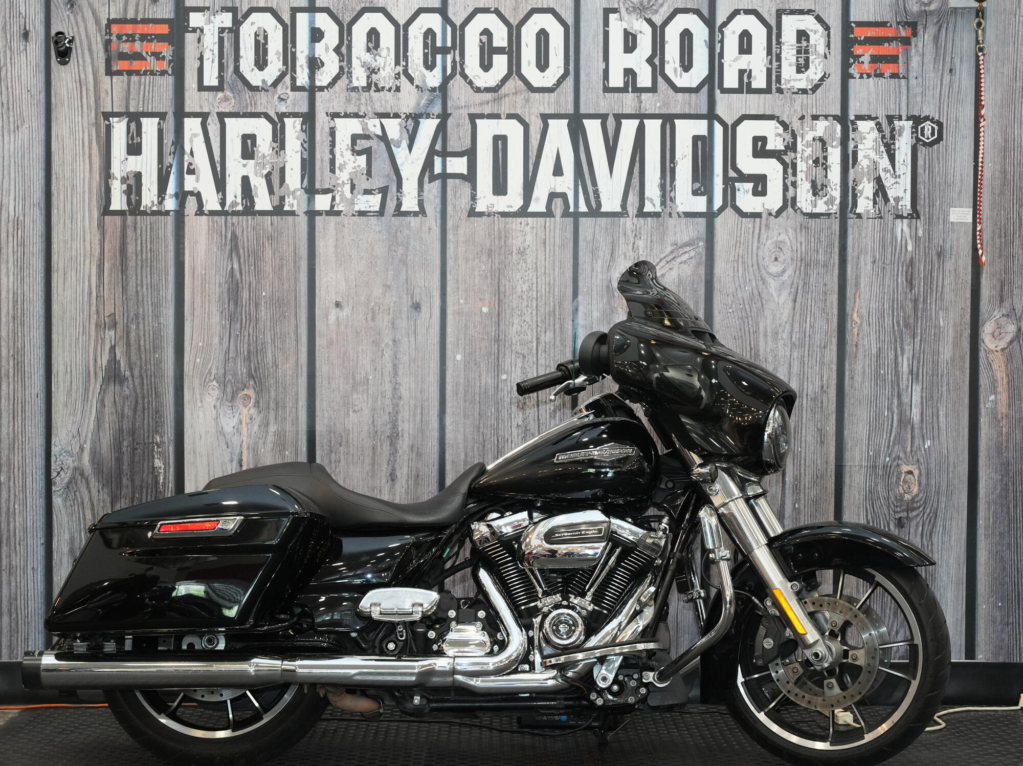 2021 Harley-Davidson Street Glide in Raleigh, NC