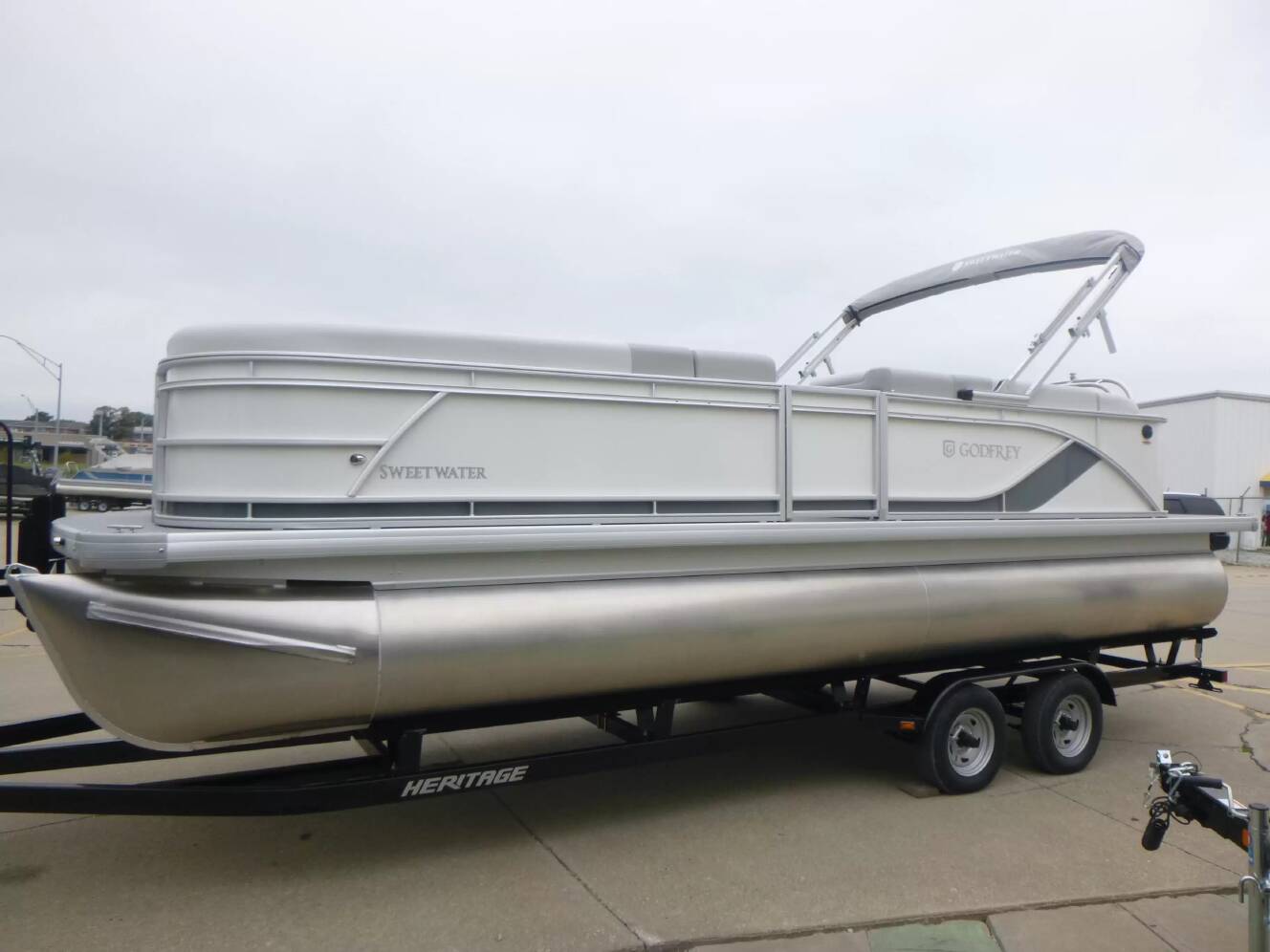 A photo of this 2027 Godfrey Sweetwater 2286 CSE
