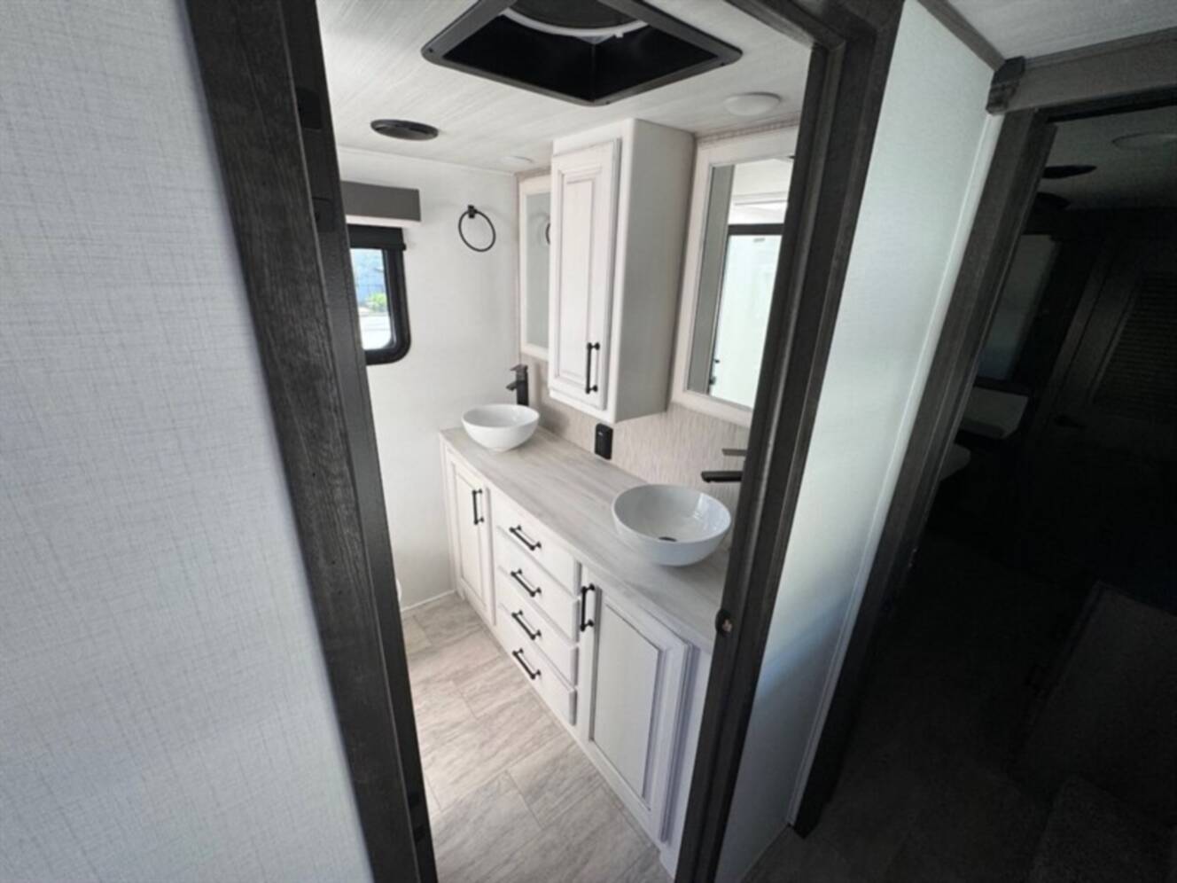 A photo of this 2024 Keystone MONTANA 3231CK