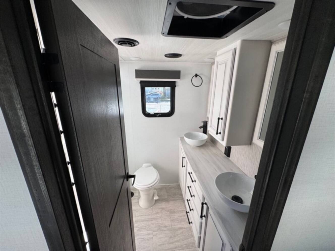 A photo of this 2024 Keystone MONTANA 3231CK
