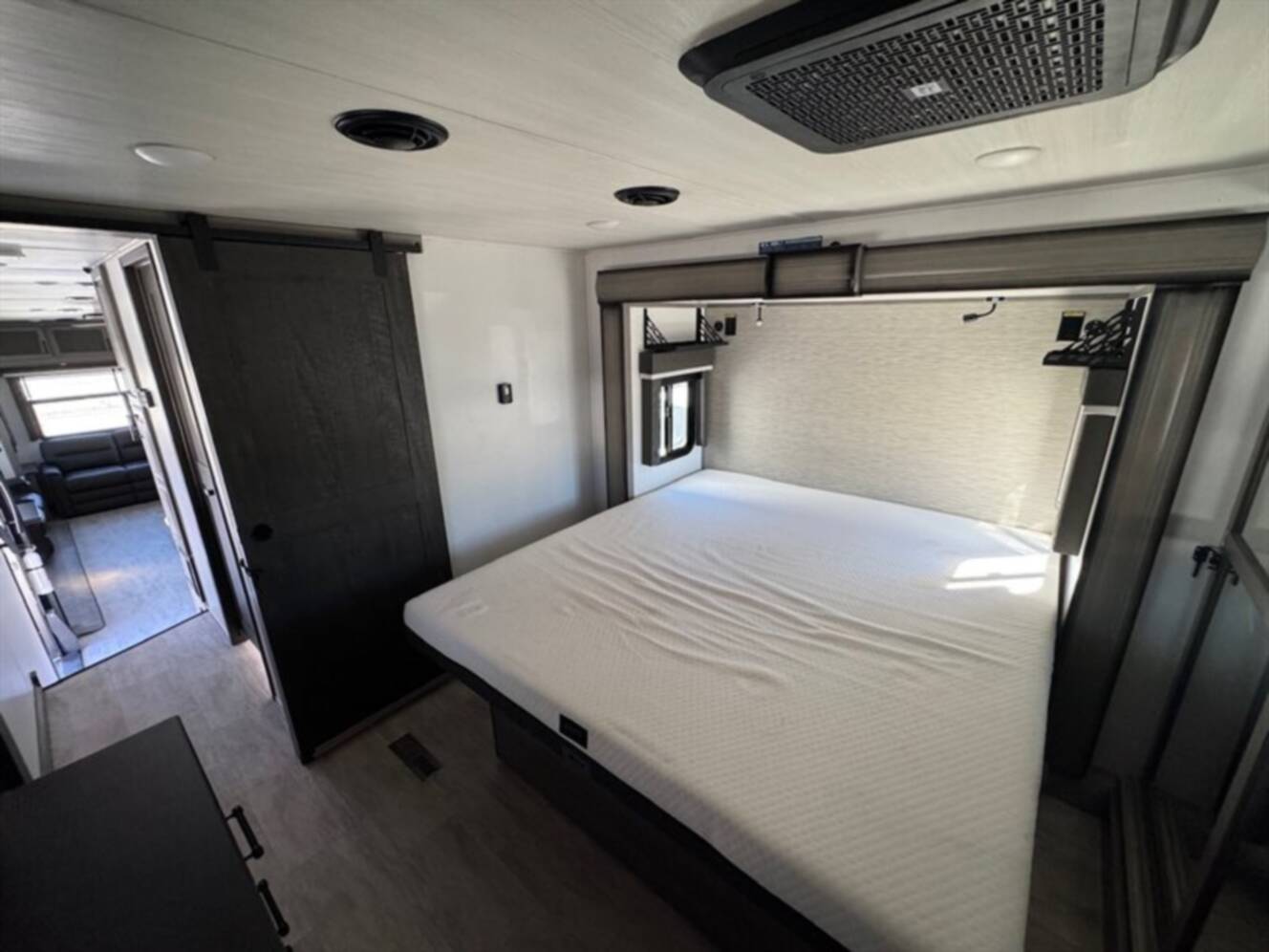 A photo of this 2024 Keystone MONTANA 3231CK