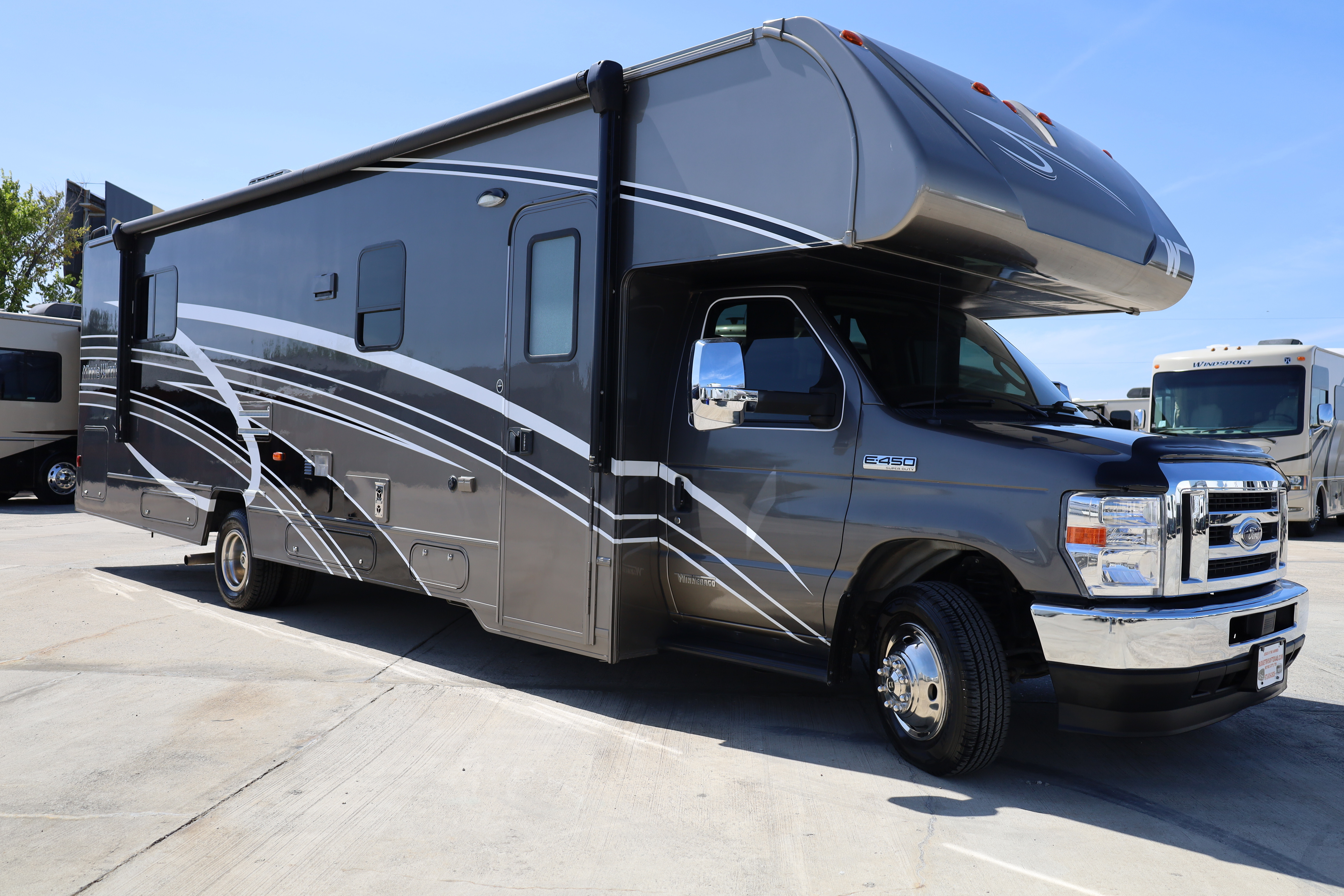 2022 Winnebago Minnie Winnie 31K RV