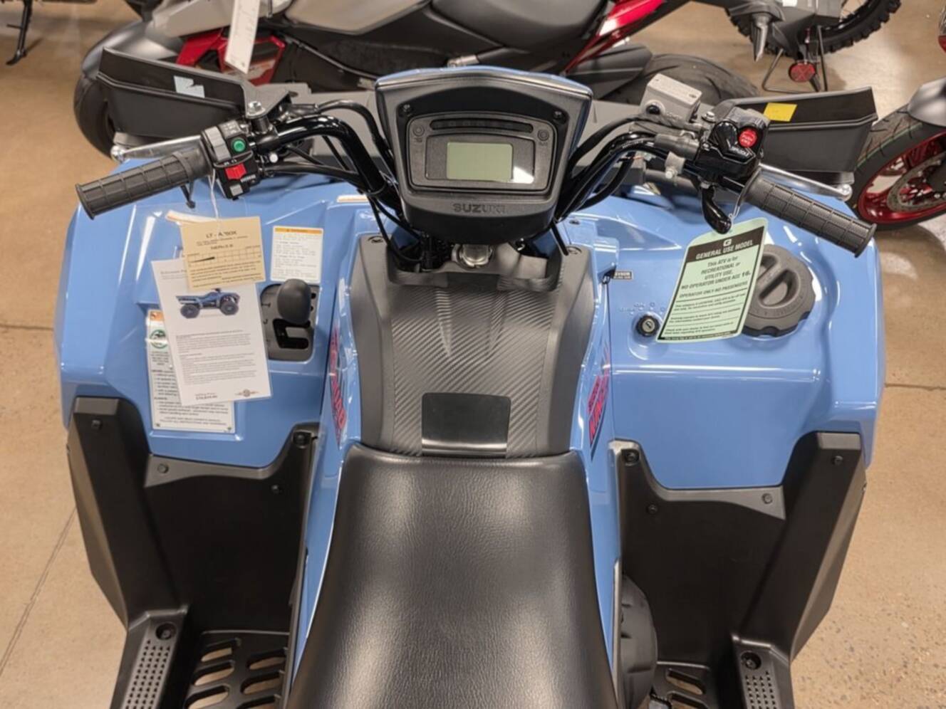 A photo of this 2025 Suzuki KingQuad 750AXi Power Steering SE