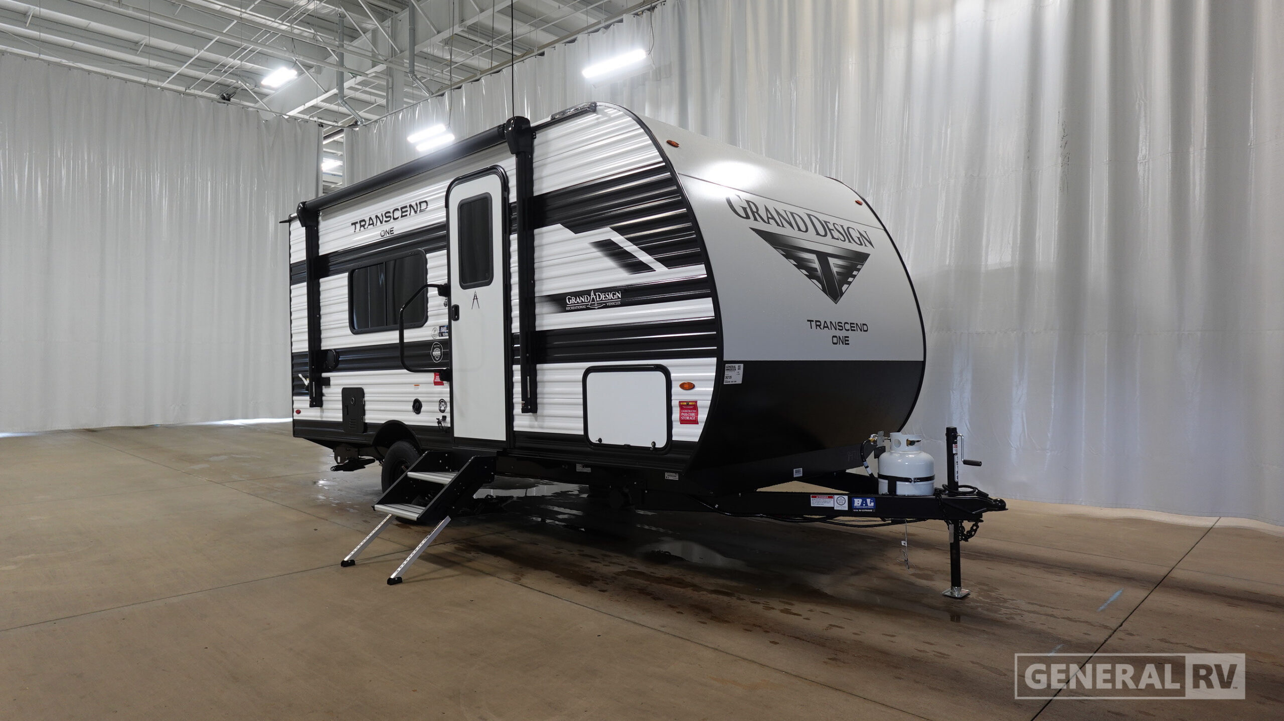 2027 Grand Design TRANSCEND-ONE 151RB in clarkston MI
