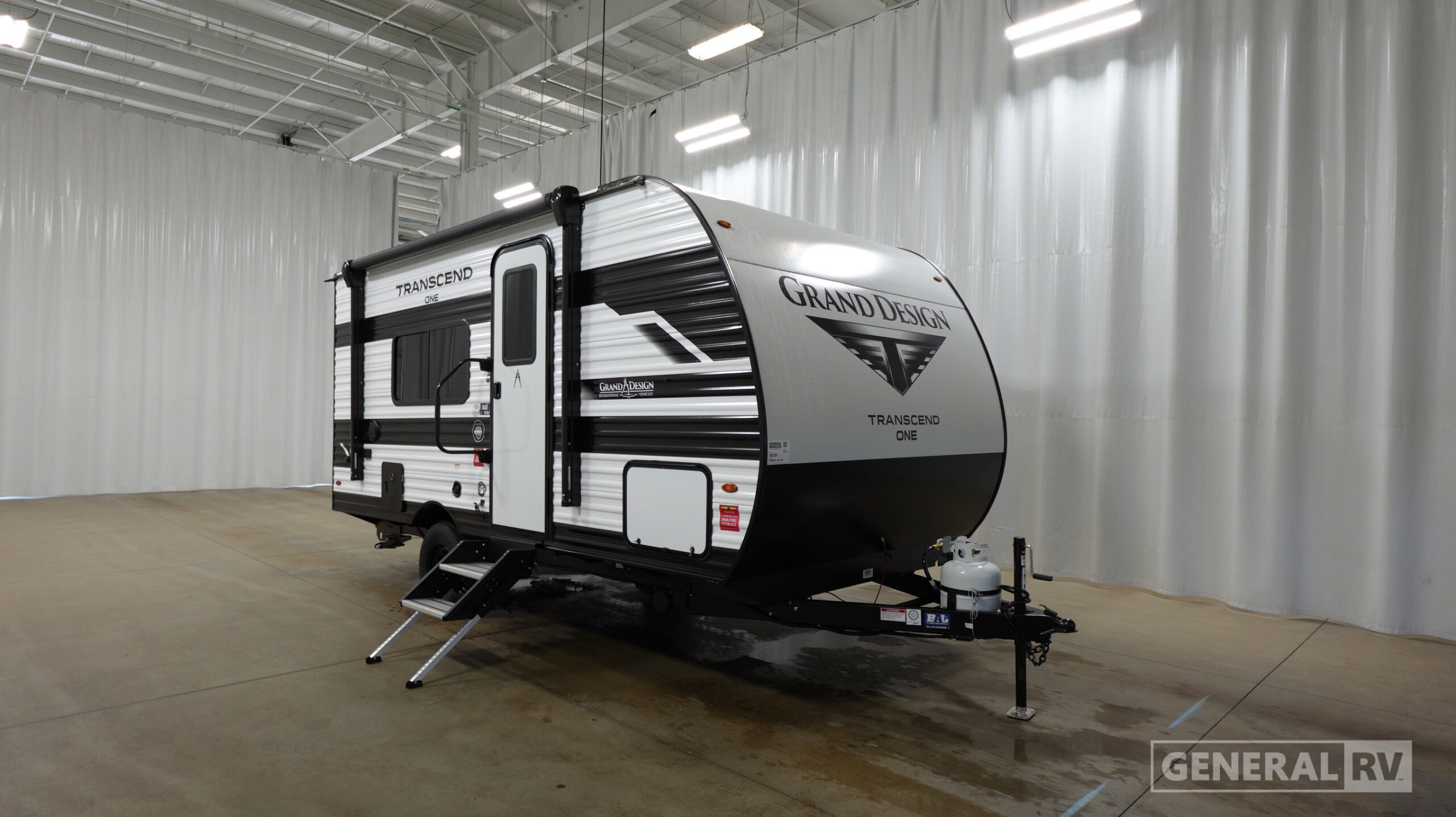 2027 Grand Design TRANSCEND-ONE 151RB in wayland MI