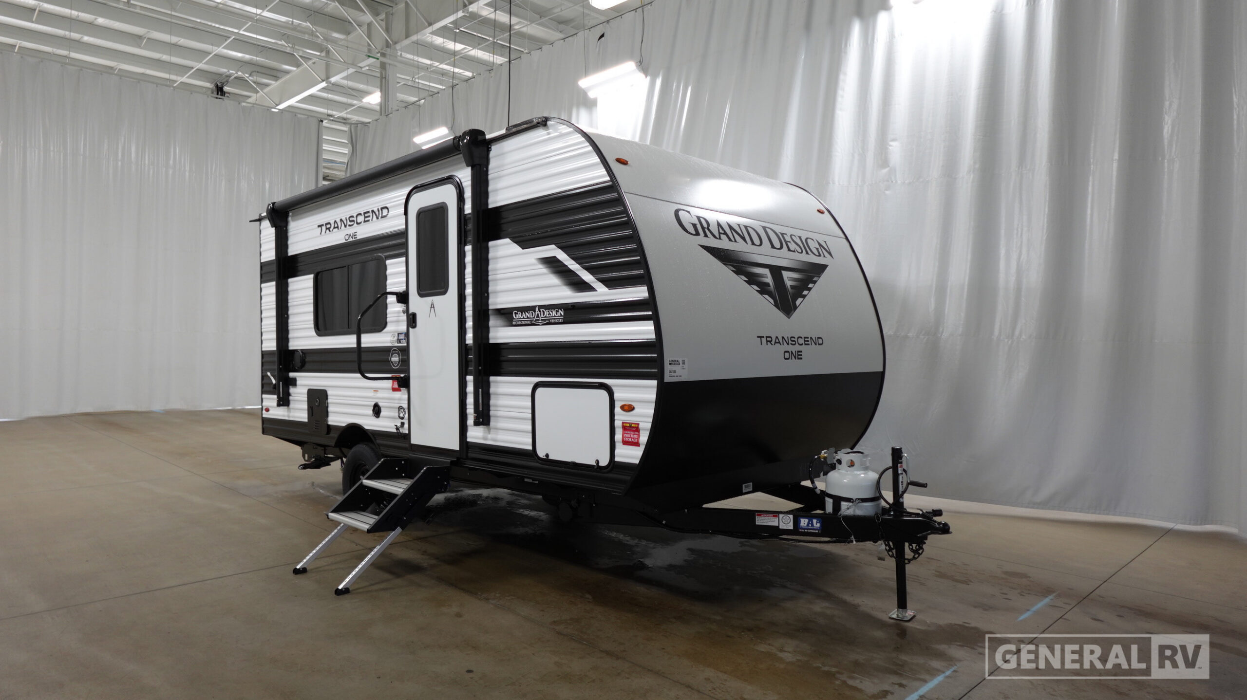 2027 Grand Design TRANSCEND-ONE 151RB in mt clemens MI