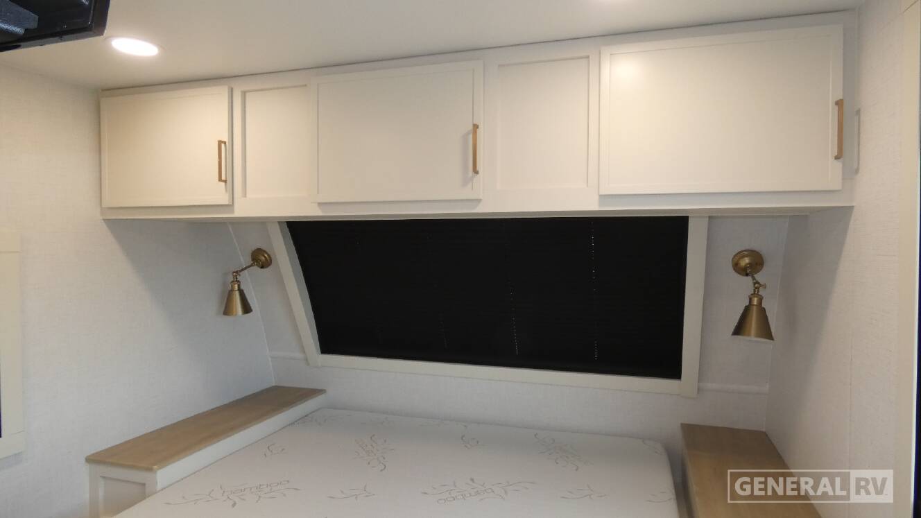 A photo of this 2026 Brinkley MODEL I 275