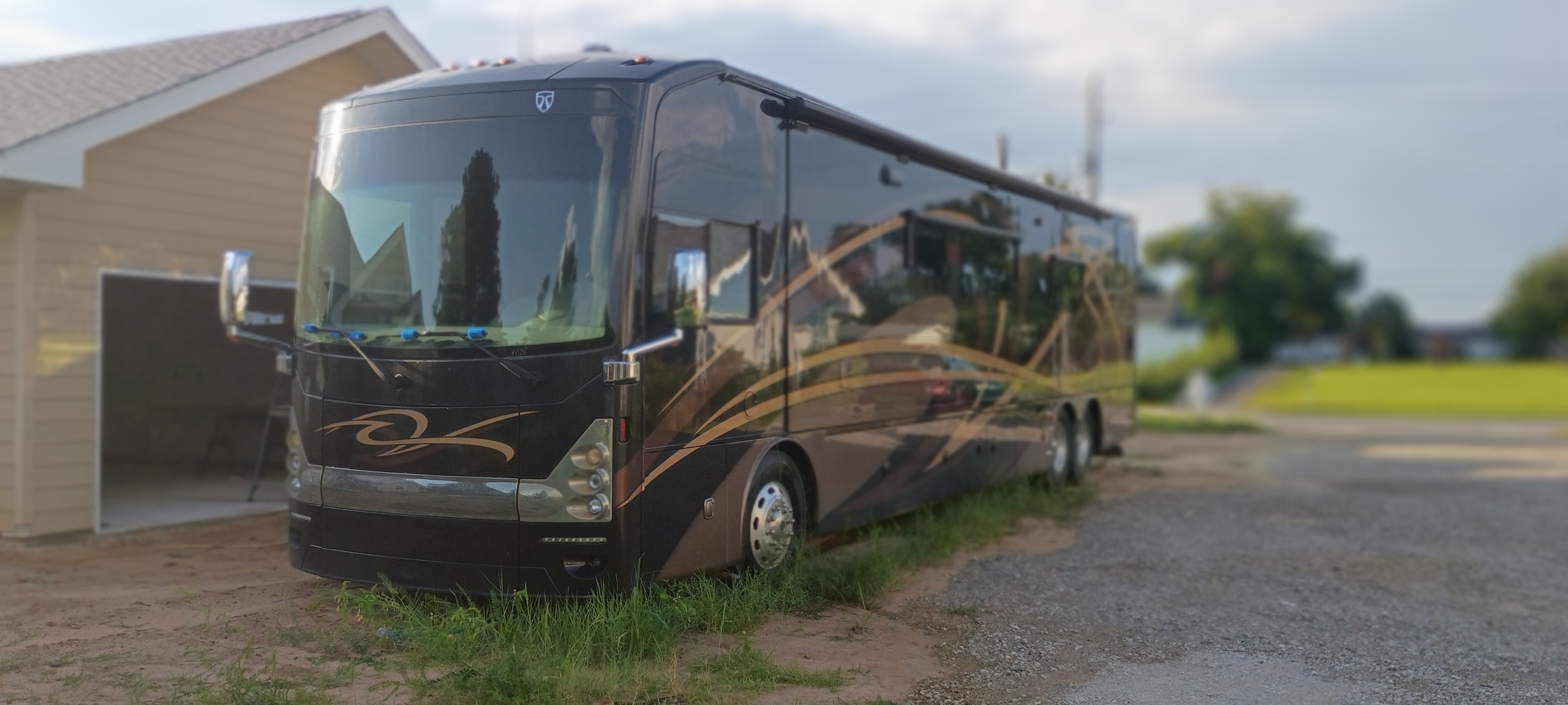 2016 Thor Motor Coach TUSCANY 44MT RV