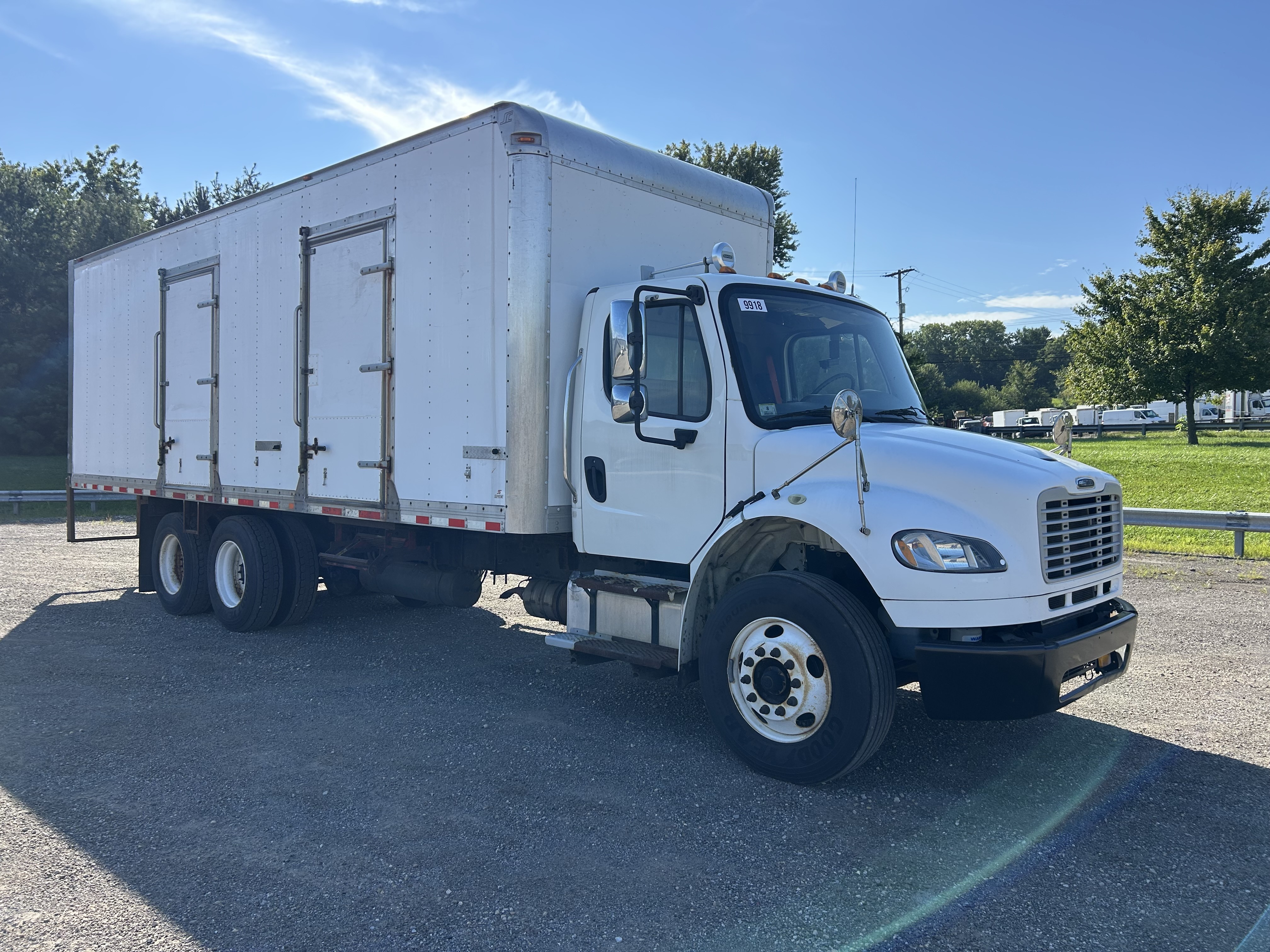 2018 FREIGHTLINER BUSINESS CLASS M2 106 in Mount Vernon, OH