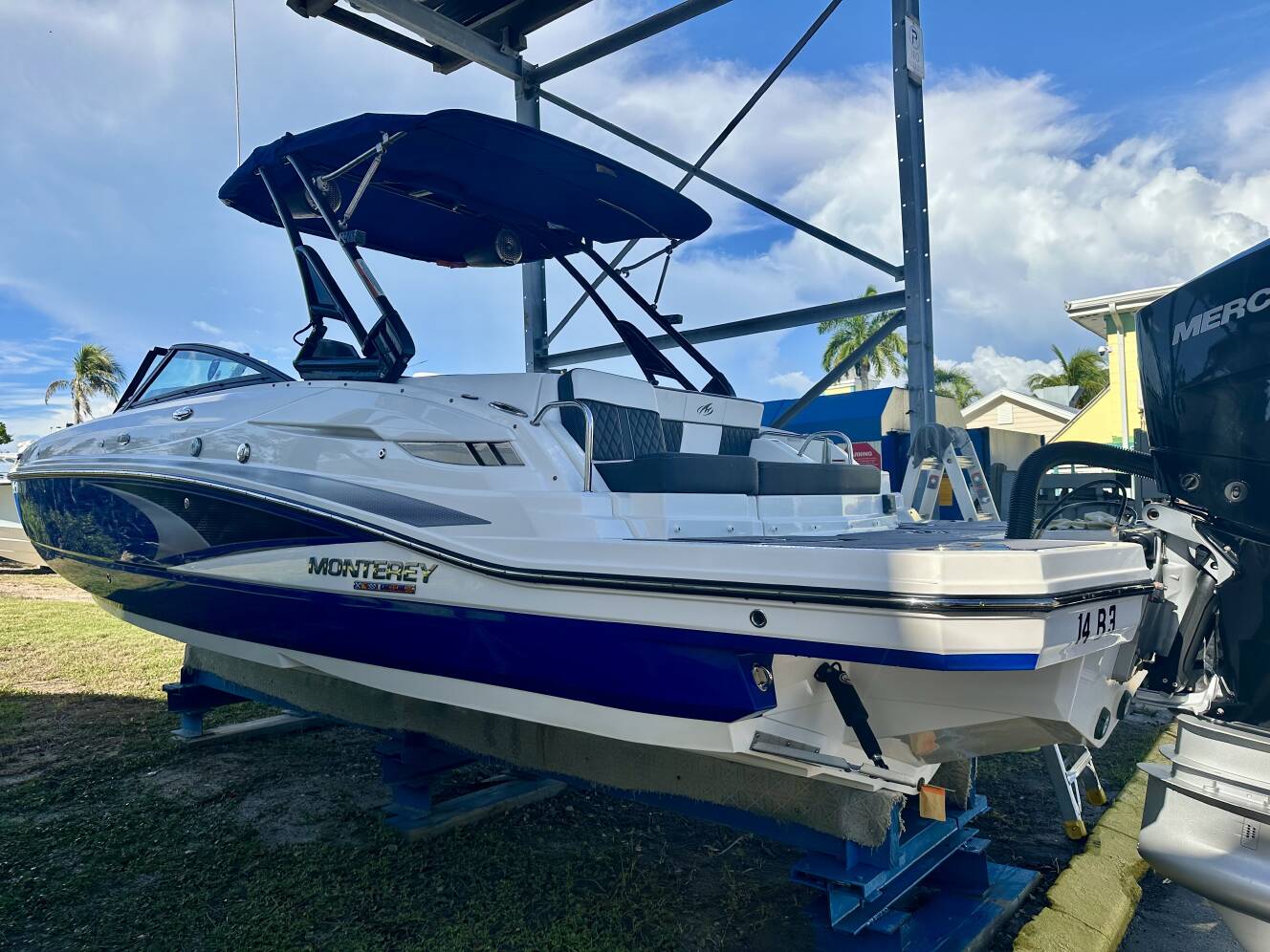 A photo of this 2023 Monterey M 65