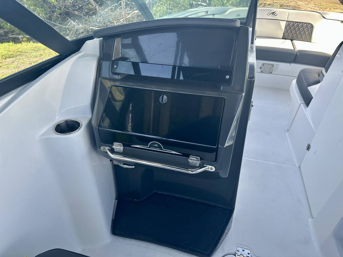A photo of this 2023 Monterey M 65