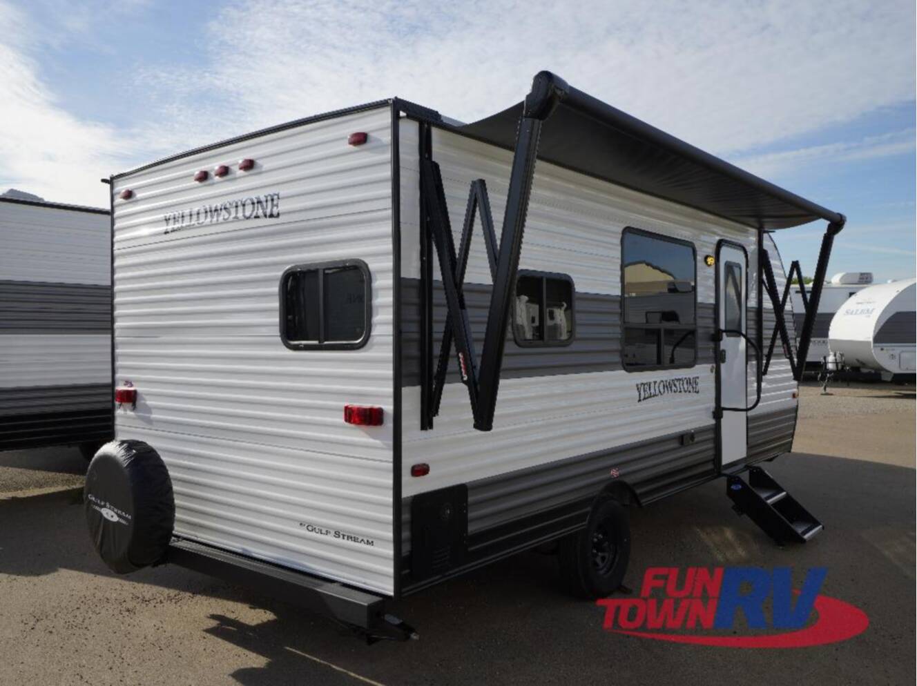 A photo of this 2026 Gulf Stream Rv Yellowstone Classic 199RK
