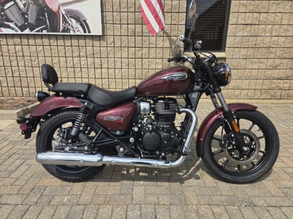 2024 Royal Enfield Meteor 350 Stellar Red 350 in Clinton Twp, MI