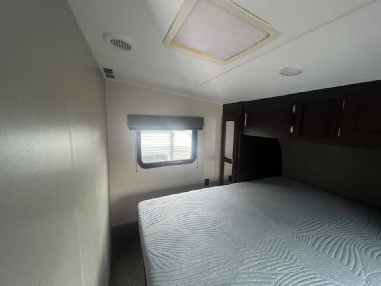 A photo of this 2019 Kz Rv Sportster® 352TH13
