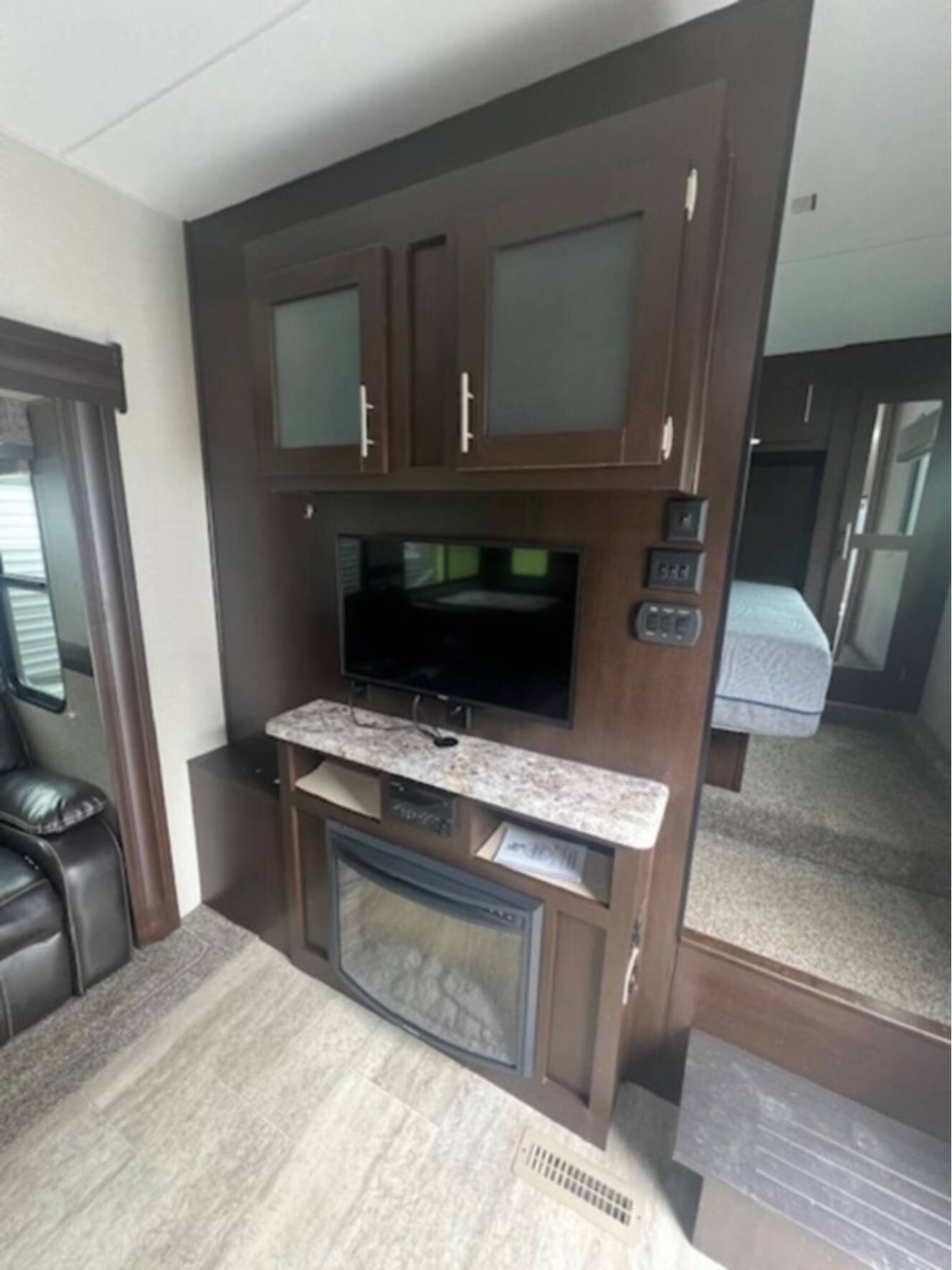 A photo of this 2019 Kz Rv Sportster® 352TH13