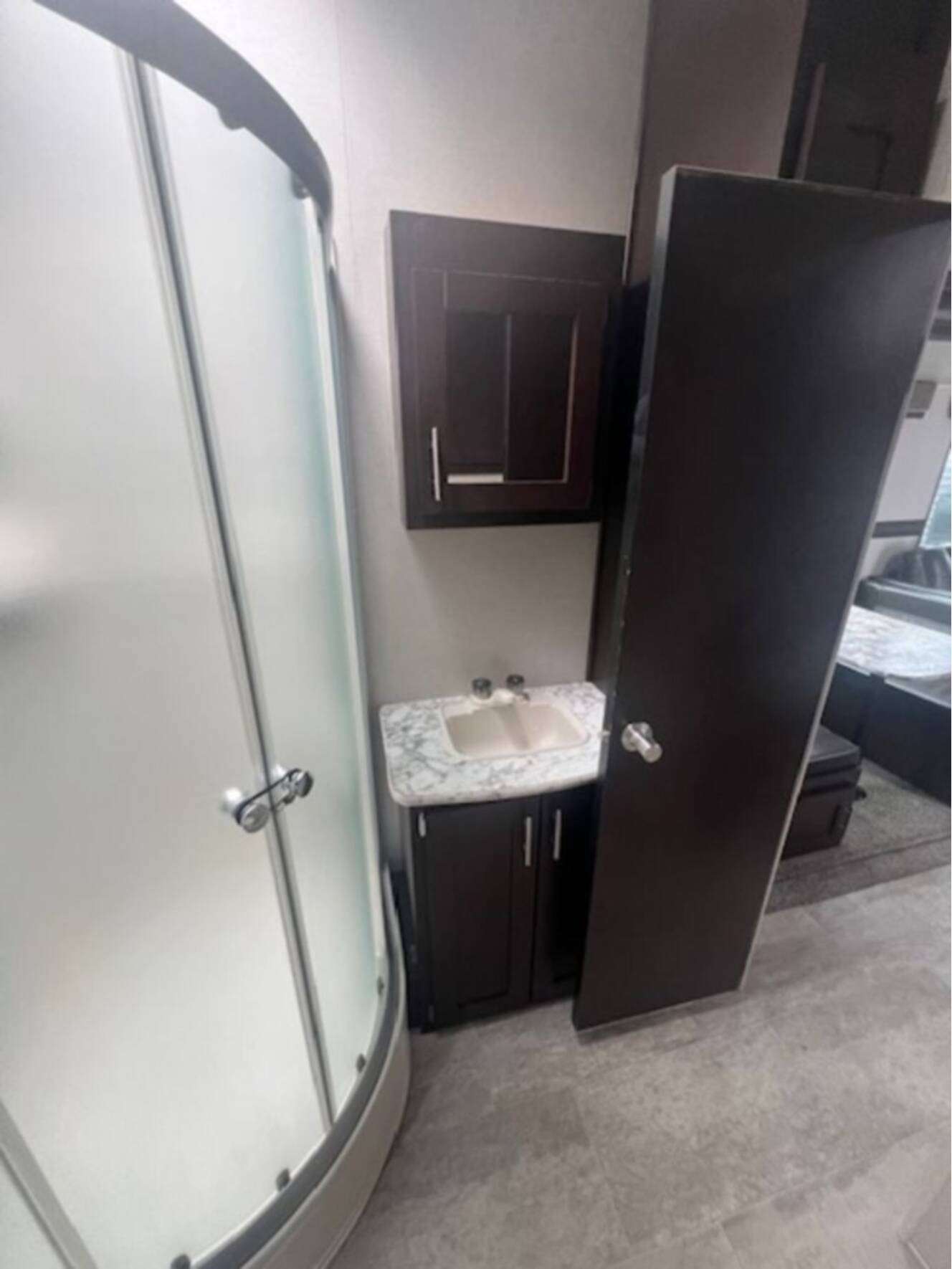 A photo of this 2019 Kz Rv Sportster® 352TH13