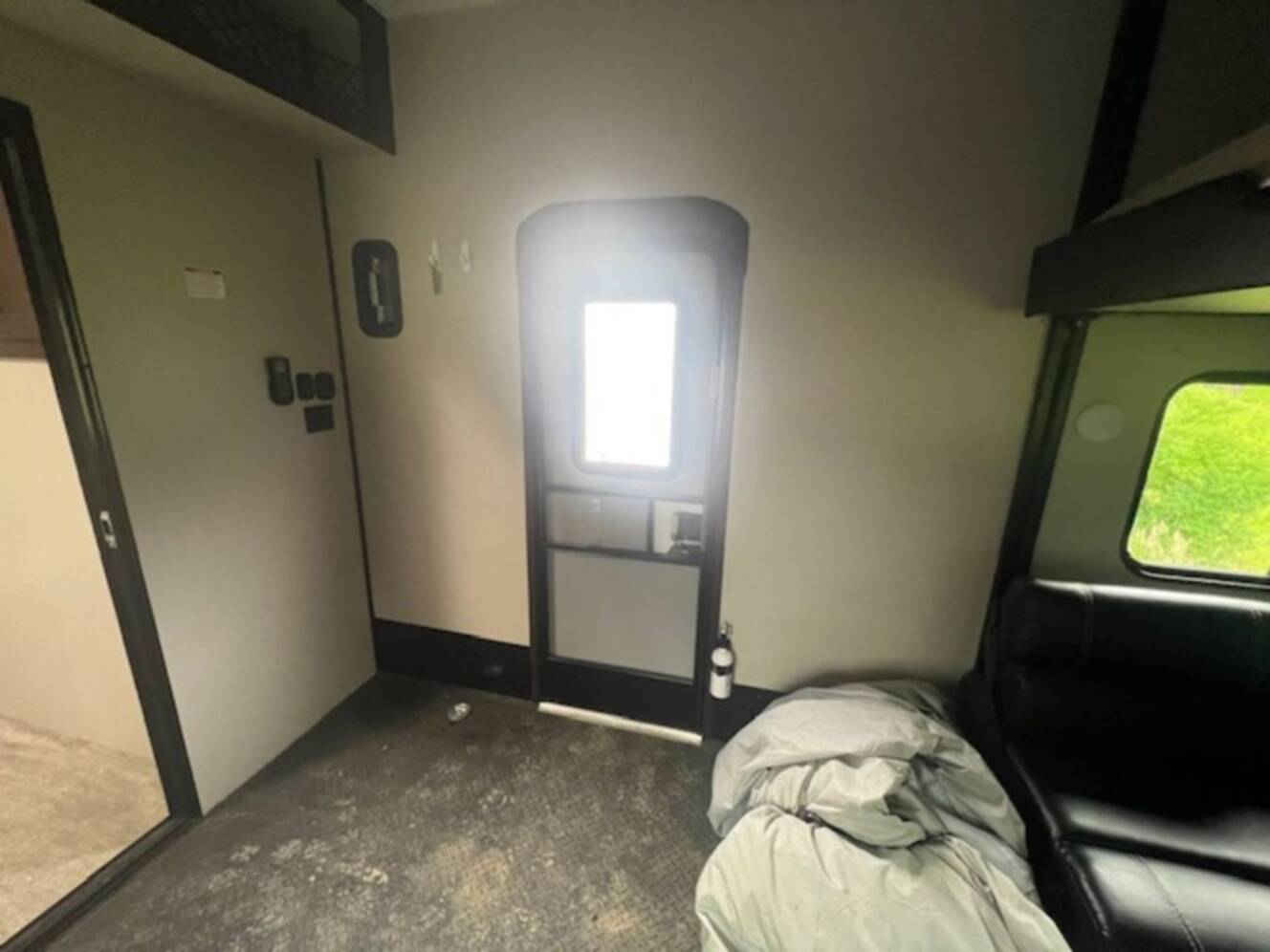 A photo of this 2019 Kz Rv Sportster® 352TH13