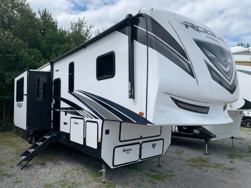 2022 Forest River Vengeance Rogue Armored 383 in wisconsin rapids WI