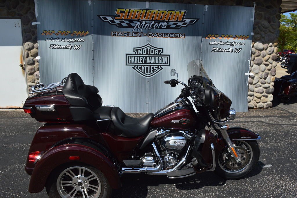 2022 Harley-Davidson® FLHTCUTG - Tri Glide® Ultra ULTRA CLASSIC in Thiensville, WI
