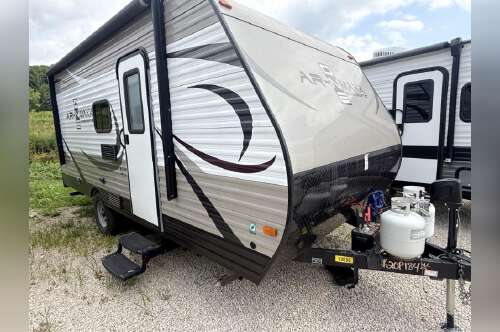 2017 Starcraft AR-ONE MAXX 19BHLE in slinger WI