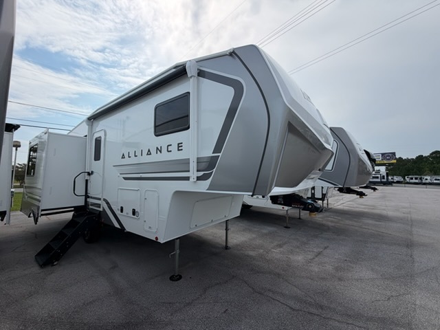 2027 Alliance Rv Avenue 25RL in dothan AL