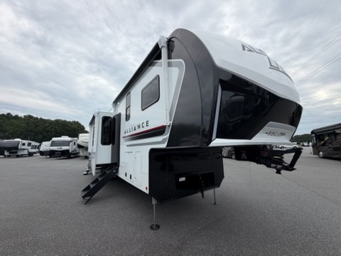 2027 Alliance Rv Valor 37V11 in dothan AL