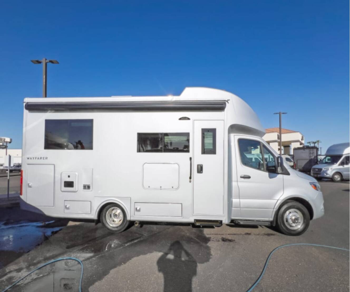 A photo of this 2027 Tiffin WAYFARER 25XLW