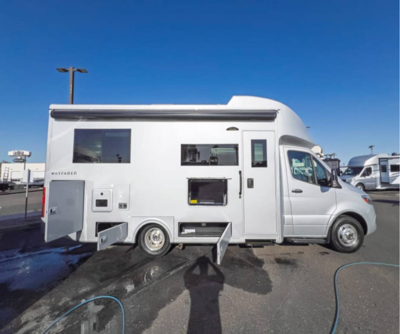 A photo of this 2027 Tiffin WAYFARER 25XLW